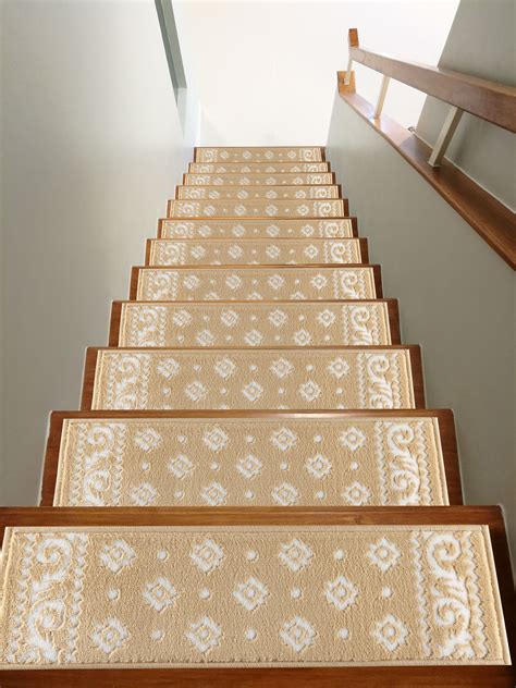 Sofihas Beige Stair Treads, Non Slip Stair Treads, Set of 13, Daffodil ...