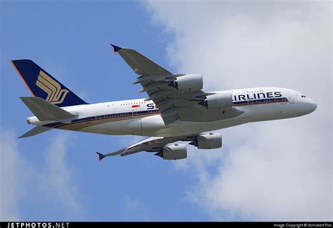 9V SKF Airbus A380 841 Singapore Airlines Schubert Foo JetPhotos