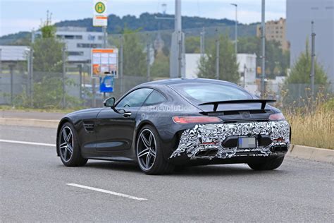 Mercedes Amg Gt Facelift Spied Shows Minor Visual Improvements