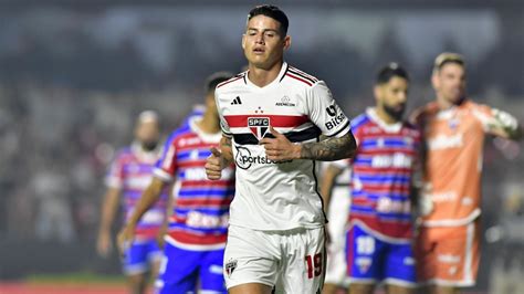 São Paulo Perde Para O Fortaleza Antes De Decisão Com Gol E Pênalti