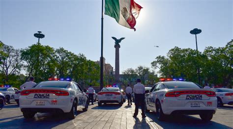 Entrega Tere Jiménez 115 Patrullas A La Policía Municipal Revista Esfera Aguascalientes La