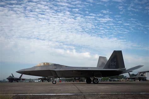 A Us Air Force F 22 Raptor From The 154th Wing Joint Nara And Dvids