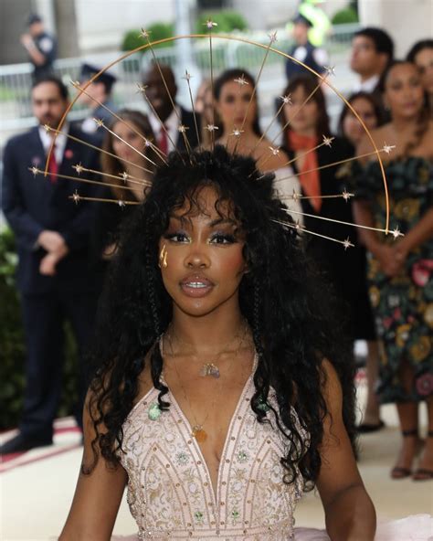 SZA | Extralong Hair Extensions Trend | POPSUGAR Beauty Photo 21