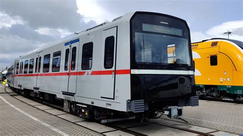 Wiener Linien Schicken Neue U Bahn Baureihe Zur Gro En Abschlusspr Fung