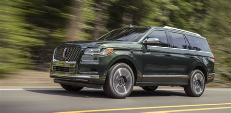 Lincoln Navigator IV (facelift 2021) SWB 3.5 V6 (440 Hp) 4x4 SelectShift