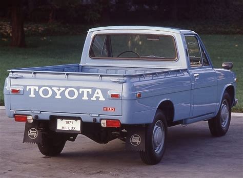 Throwback : 1971 Toyota Hilux