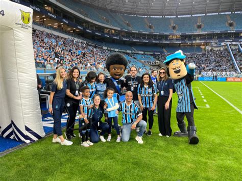 Grêmio apresenta seu novo mascote em homenagem à Tarciso