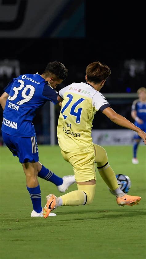 Fc町田ゼルビアさんのインスタグラム動画 Fc町田ゼルビアinstagram「𝐆𝐎𝐀𝐋 𝐒𝐂𝐄𝐍𝐄⚽️💙 バスケスバイロン 選手