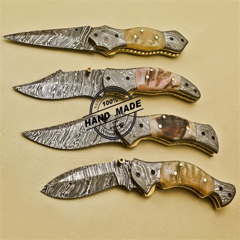 lock damascus folding knife custom handmade damascus steel
