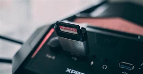 Schede Compact Flash Per Fotocamere E Videocamere Professionali