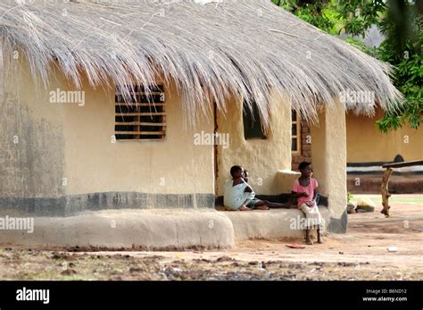 Rural malawi hi-res stock photography and images - Alamy