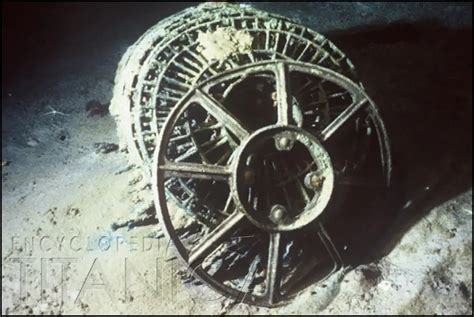 Unidentified Titanic artefacts