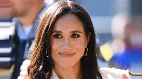 Meghan Markle Reacts To Prince Harry S UK Trip With Solo Outing In