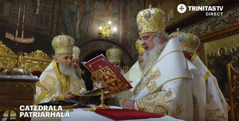 VIDEO Moment UNIC Patriarhul Daniel a plâns azi la hirotonia întru