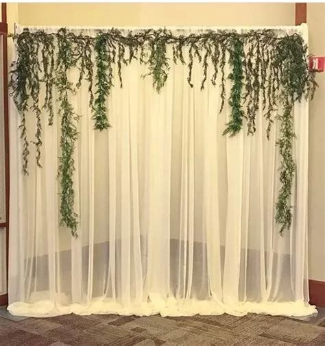 35 Easy Diy Wedding Backdrops On A Budget Bridal Shower Backdrop