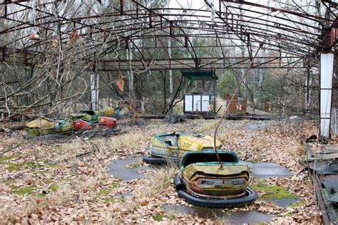 Spooky abandoned amusement parks around the world