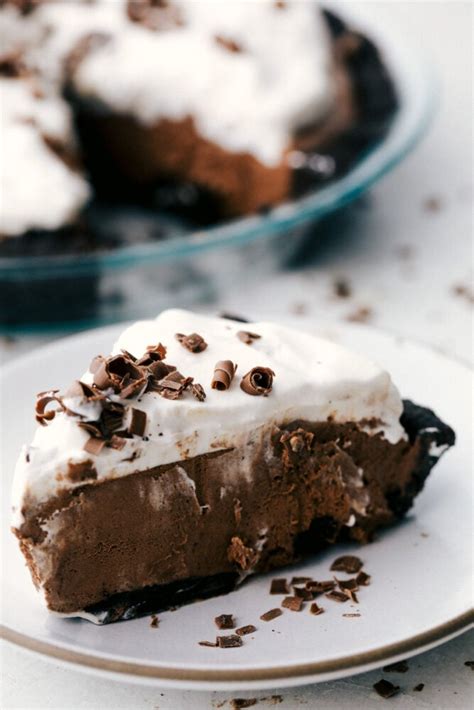 The Easiest No Bake Chocolate Pie The Recipe Critic