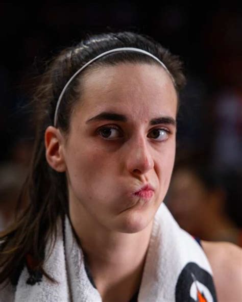 Wnba Fans Use One Word To Describe Caitlin Clark S Behavior Through