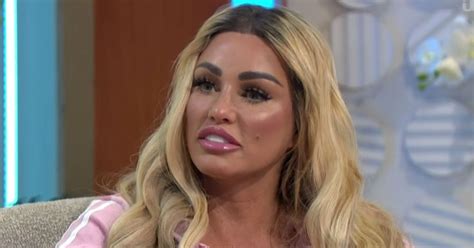 Katie Price Finishes Her Terminally Ill Mum Amys Sentences As Shes