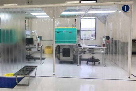 Injection Molding Medical Products Cleanroom Connect