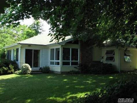 C 1920 Bungalow In Center Moriches New York OldHouses