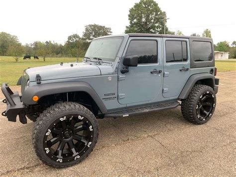 2014 Jeep Wrangler Unlimited Sport 4x4 4 Door (50,140 Miles) - JJ Merchant