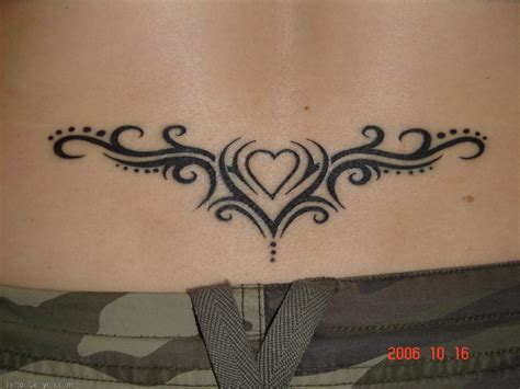 Get Tatouage Tribal Bas Du Dos Femme Papillon