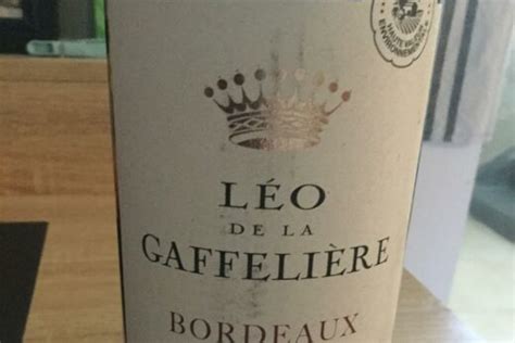 leo de la gaffeliere serie limitee rouge aoc bordeaux de domaines