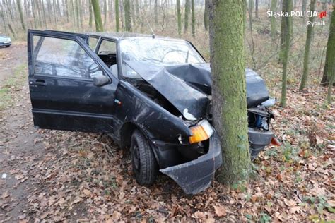 Rybnik Z Odziej Paliwa Ucieka Przed Policj Uderzy W Drzewo