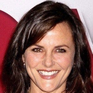 Gia Carides - Bio, Family, Trivia | Famous Birthdays