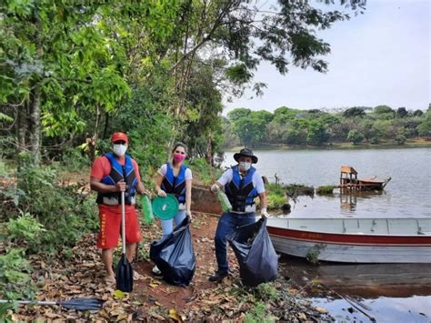 Sanepar E Prefeitura De Apucarana Retiram Lixo Do Lago Jaboti Sanepar