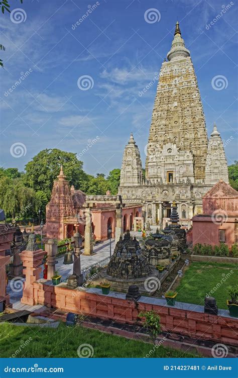 Bodh Gaya Is A Buddhist Site And Place Of Pilgrimage Associated With