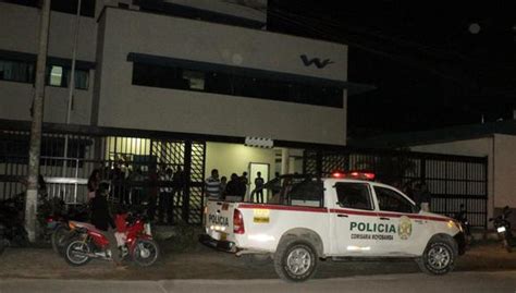 Policías Fueron Asaltados Y Despojados De Armas De Reglamento Peru