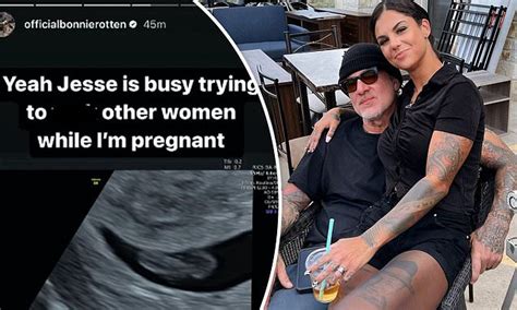 Sandra Bullocks Ex Jesse James Is Accused Of Cheating By Pregnant Wife