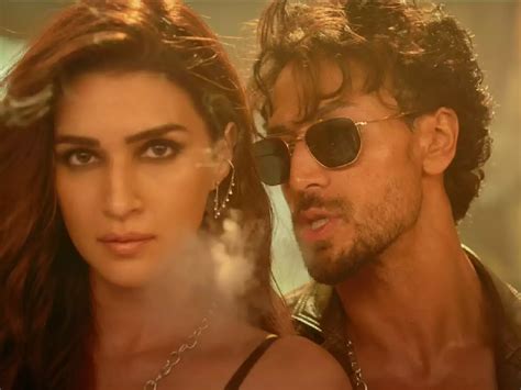 Ganapath S Song Hum Aaye Hain Shows Tiger Shroff Kriti Sanon Setting