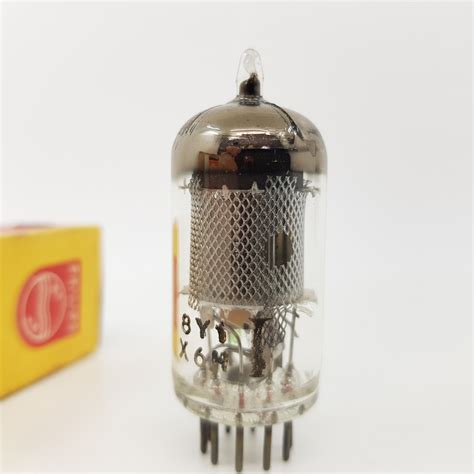 1 X EF86 PHILIPS TUBE 1950s D GETTER 120 NOS NIB RCB41