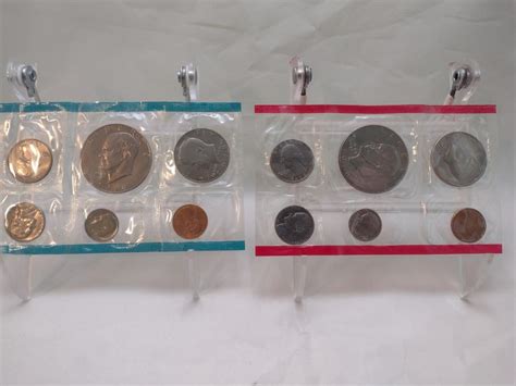 Set Of Five U S Mint Uncirculated Coin Sets Estatesales Org