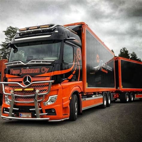 Pin By Ramon Schuurman On Vrachtwagens Mercedes Benz Trucks Mercedes