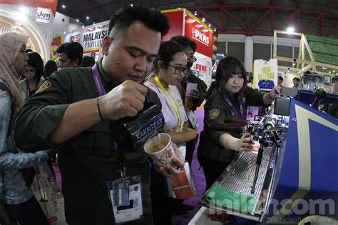 Foto Industri Minuman Unjuk Gigi Di Sial Interfood