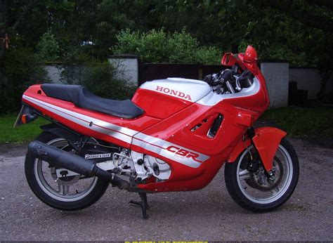 1987 Honda CBR600F Moto ZombDrive