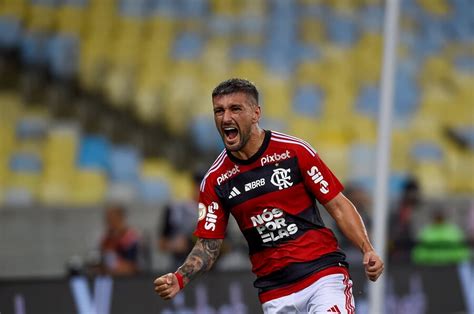 O Recado Que Arrascaeta Deu Para Os Jogadores Do Flamengo Antes Do Jogo