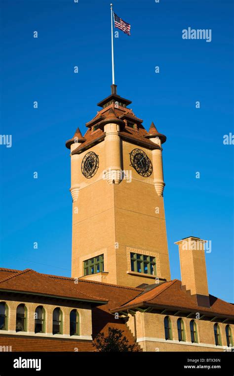 Clock Tower Building In Downtown Of Springfield Stock Photo Alamy