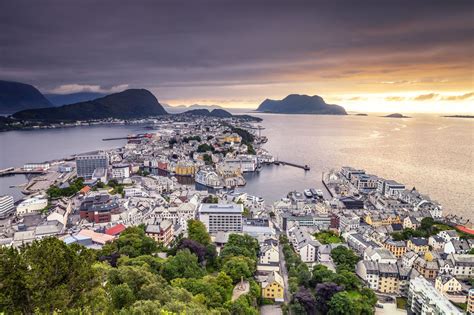 Top 4 photo spots at Alesund Norway in 2022