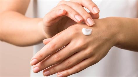 Rekomendasi Hand Cream Yang Bagus Bikin Tangan Lembut