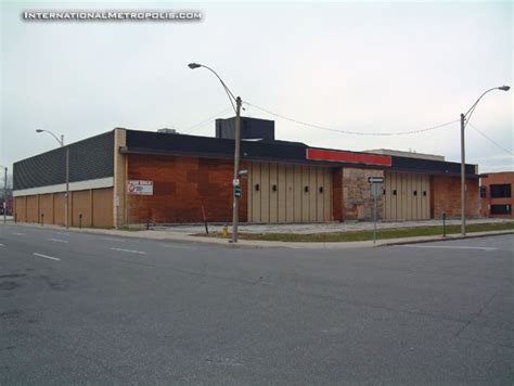 Old Canadian Tire International Metropolis