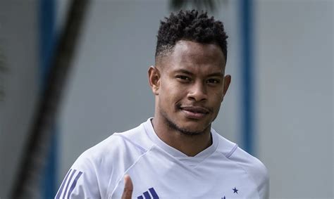 Matheus Jussa ex Cruzeiro é vendido para time chinês veja detalhes