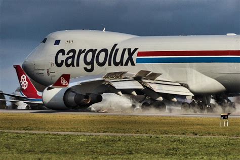 Dramatic Landing: Cargolux Boeing 747 Incident at Luxembourg