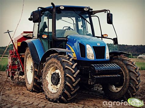 Fotografia Traktor New Holland T5040 Id 436193 Galeria Rolnicza Agrofoto