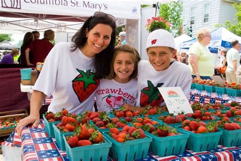 Strawberry Festival in Cedarburg | Luminaries