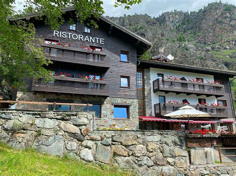 Official Website Of Hotel Rascard In Val D Aosta Book Now